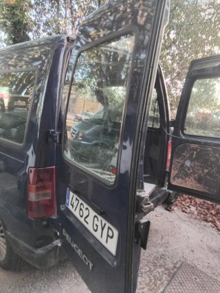 peugeot exper exper 2010