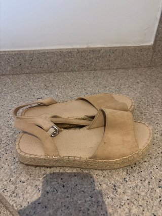 Sandalias Bata Beige Talla 36