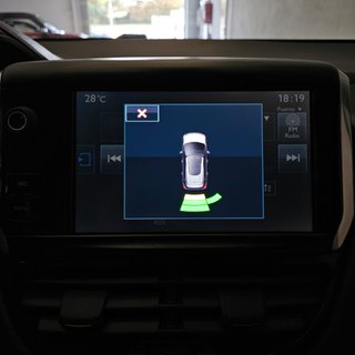 Peugeot 2008 Allure 1.6 BlueHDi 120