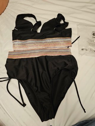 Costume bikini nero con fantasia taglia L
