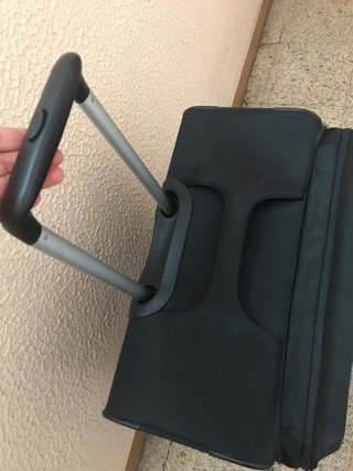 Maleta Samsonite MUY Grande Semi NUEVA d 200 euros