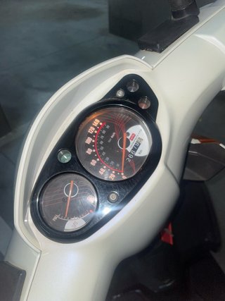 Aprilia Sportcity One 125cc Blanca
