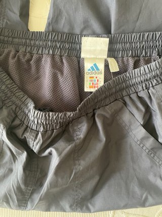 Pantalón chándal Adidas vintage. Talla L/XL