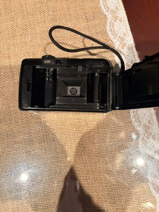 Cámara Premier PC-440 con funda