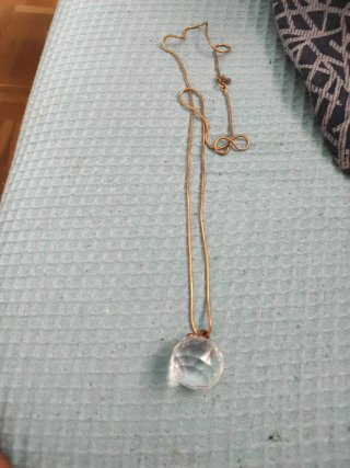 Collar Agatha Paris cadena dorada y bola cristal
