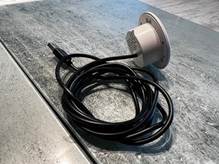 Hub USB empotrable para mesa