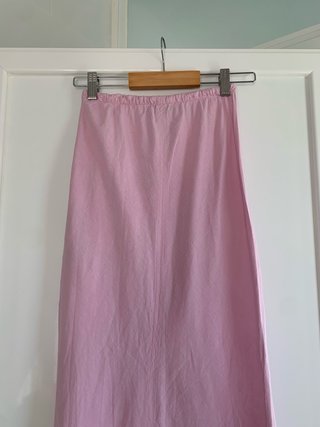 Saia midi rosa Bershka