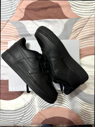 Zapatillas Nike Air Force 1 Talla 41 Negras