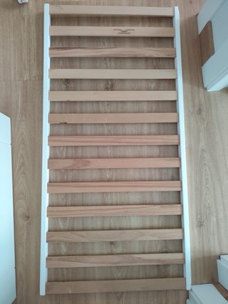 Cuna bebé madera blanca con ruedas