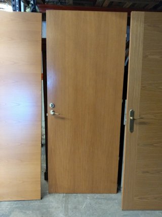 Puerta de madera