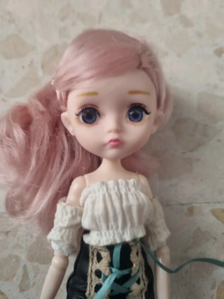 Preziosa bambola in stile manga