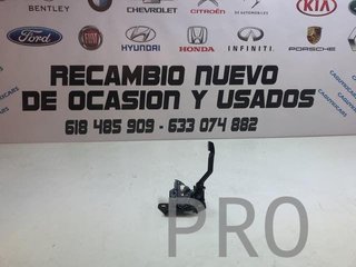 Cerradura capot Chrysler Voyager nueva