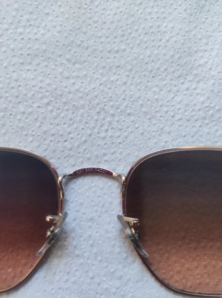 Ray-Ban lentes planas doradas marrones hexagonales