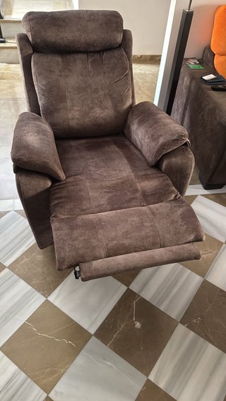 Sillón relax eléctrico marrón