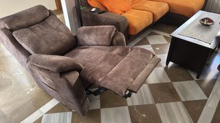 Sillón relax eléctrico marrón