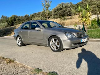 Mercedes-Benz Clase C 2003