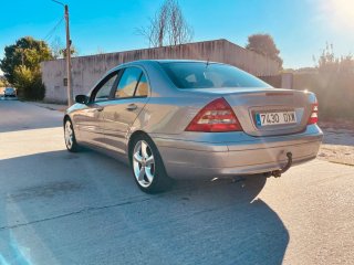 Mercedes-Benz Clase C 2003