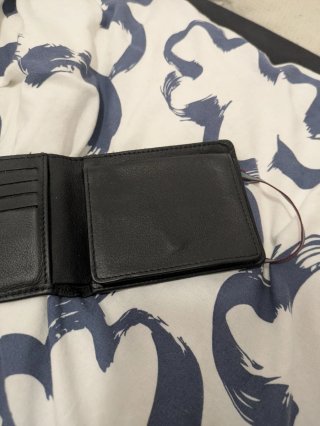 Cartera Carré Royal Negra con Tira Multicolor