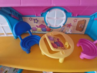Casita de Peppa Pig con figuras