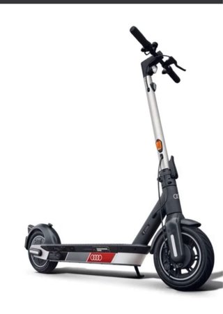 Patinete Eléctrico Audi