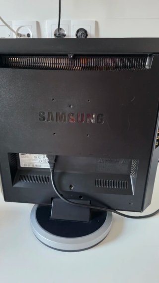 Monitor TV Samsung SyncMaster 941MP 19"