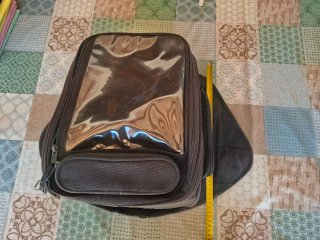 Bolsa sobre depósito de moto