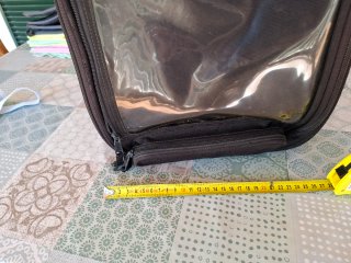 Bolsa sobre depósito de moto