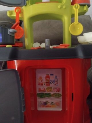 Cocinita de juguete con accesorios