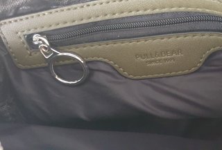 Bolso bandolera verde acolchado