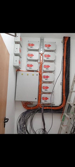 Servicio técnico electricidad y fontanería