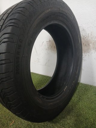 205 65 16C 107/105T CONTINENTAL CONTIVANCONTACT200