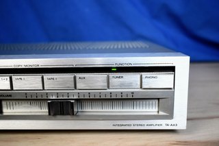 Amplificador Sony TA-AX3 (1982) para revisar
