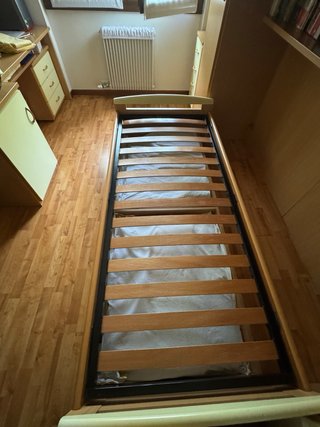 Materasso singolo in memory + rete doghe in legno1