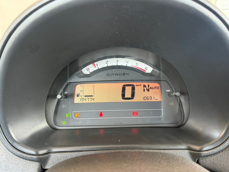 Citroën C3 1.4 HDI Exclusive Sensodrive 2009, foto 3