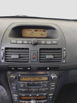 TOYOTA AVENSIS WAGON 2.0 VVT-i SOL