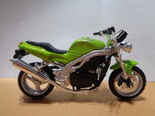 Triumph Speed Triple 1/18 Verde