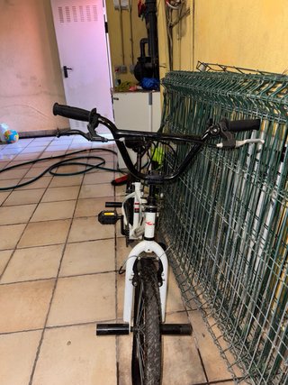 Bicicleta BMX Blanca