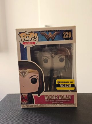 Funko Pop Wonder Woman #229 Entertainment Earth