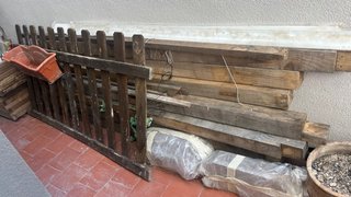 Pérgola de madera rústica