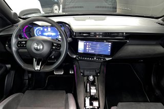 Alfa Romeo Junior Ibrida Speciale 136 CV