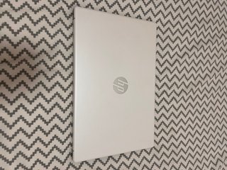 Ordenador HP Ryzen 5 16GB RAM 1TB, Blanco.