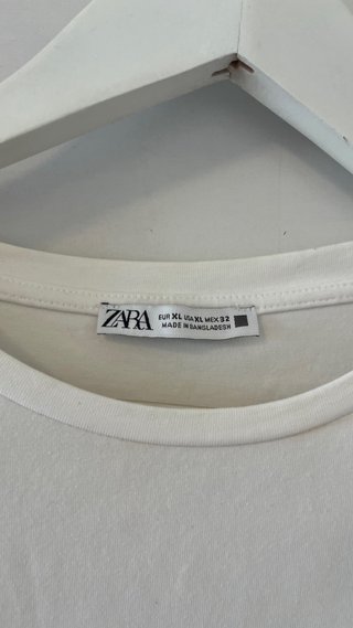 Camiseta Zara manga corta blanca