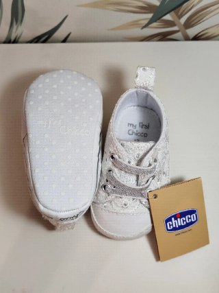 Zapatillas Chicco bebé T.17 nuevas con etiquetas