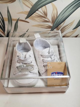 Zapatillas Chicco bebé T.17 nuevas con etiquetas