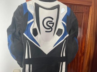 Mono de piel para moto