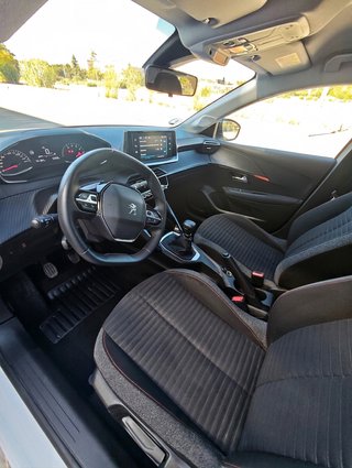 Peugeot 208 2022 - 10 Años Garantia - IVA Inc