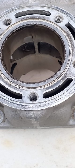 Cilindro YZ125 2017 Danificado
