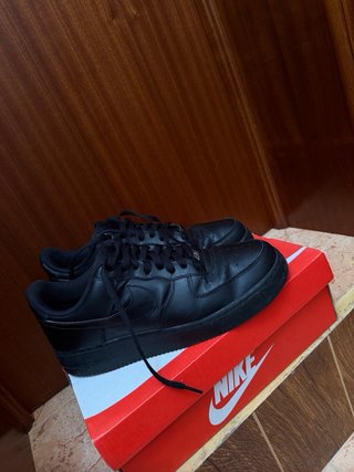 Nike Air Force 1 Negras Talla 42
