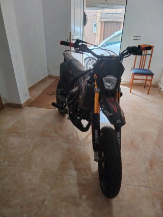 Rieju MRT Pro Supermotard Negra/Roja