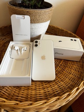 iPhone 11 64GB Bianco - Batteria Nuova